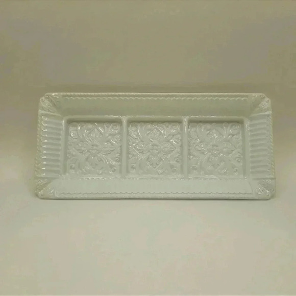 Lenox Other - Lenox Butler's Pantry 3 part Hors D' Oeuvre tray. Pristine unused condition!